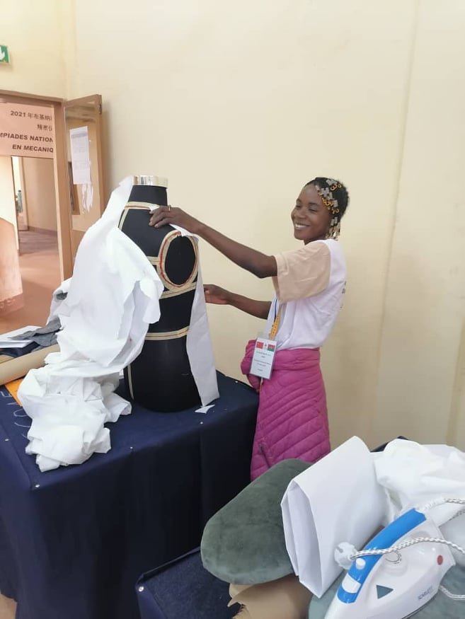 received 609795563560825